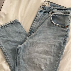 Abercrombie ankle straight jeans 28 short